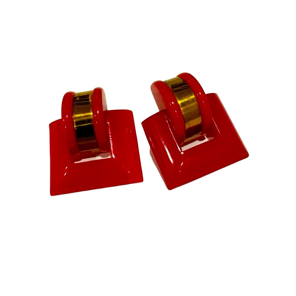 Vintage Bakelite Door Knocker Earrings in Lipstick Red. EUC